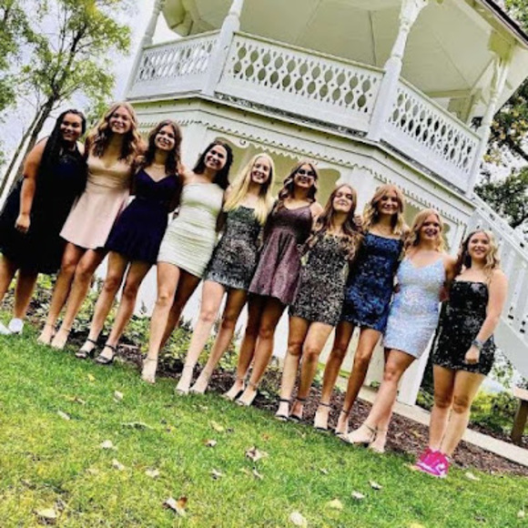 Meet your Posher, Eleanor - Picture 1 of 1